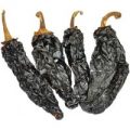 Rote Jalapenos ganz